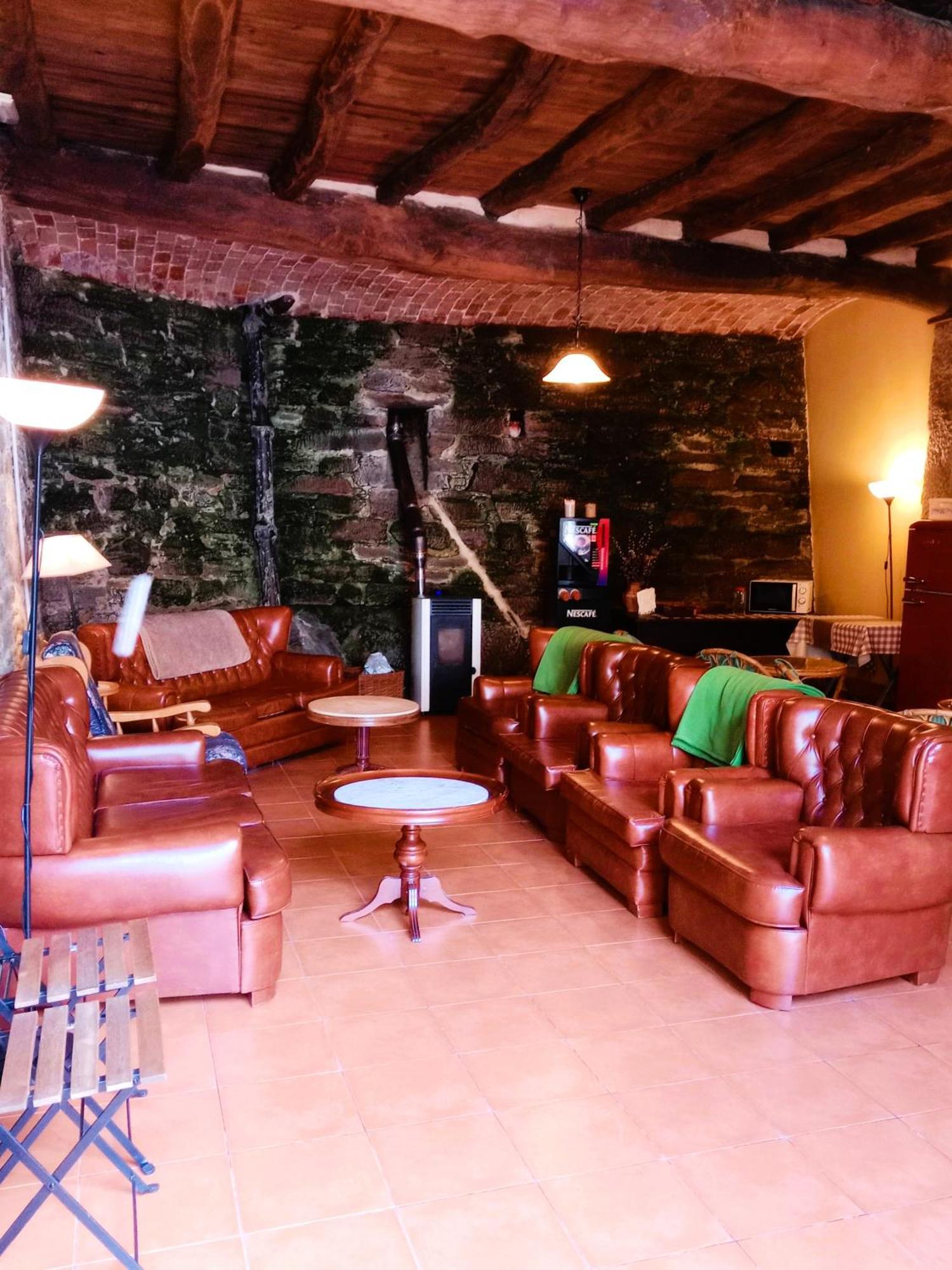 Albergue San Lazaro Sarria Exterior photo