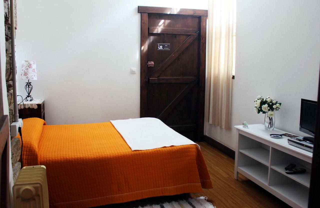 Albergue San Lazaro Sarria Exterior photo